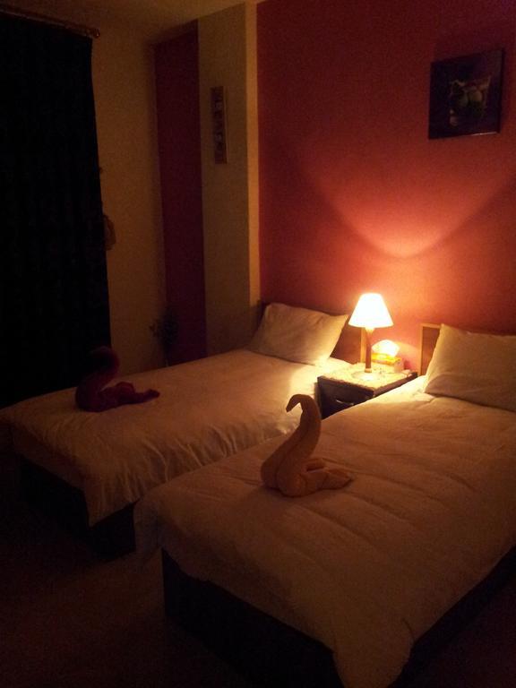Jordan River Hotel Amán Habitación foto